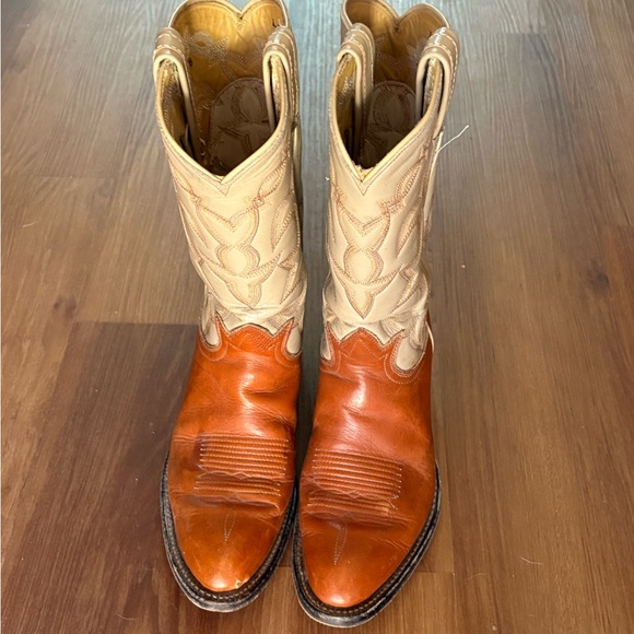 Tan and Brown Tony Lama Western Boots